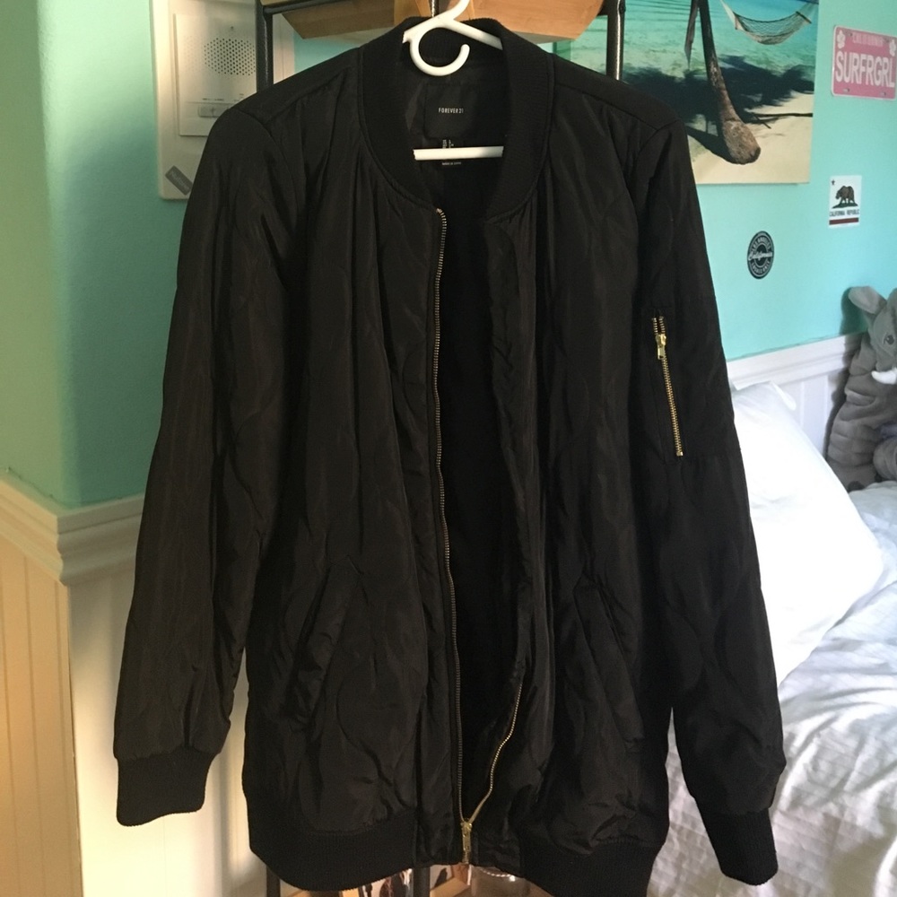 Puffy jacket never worn